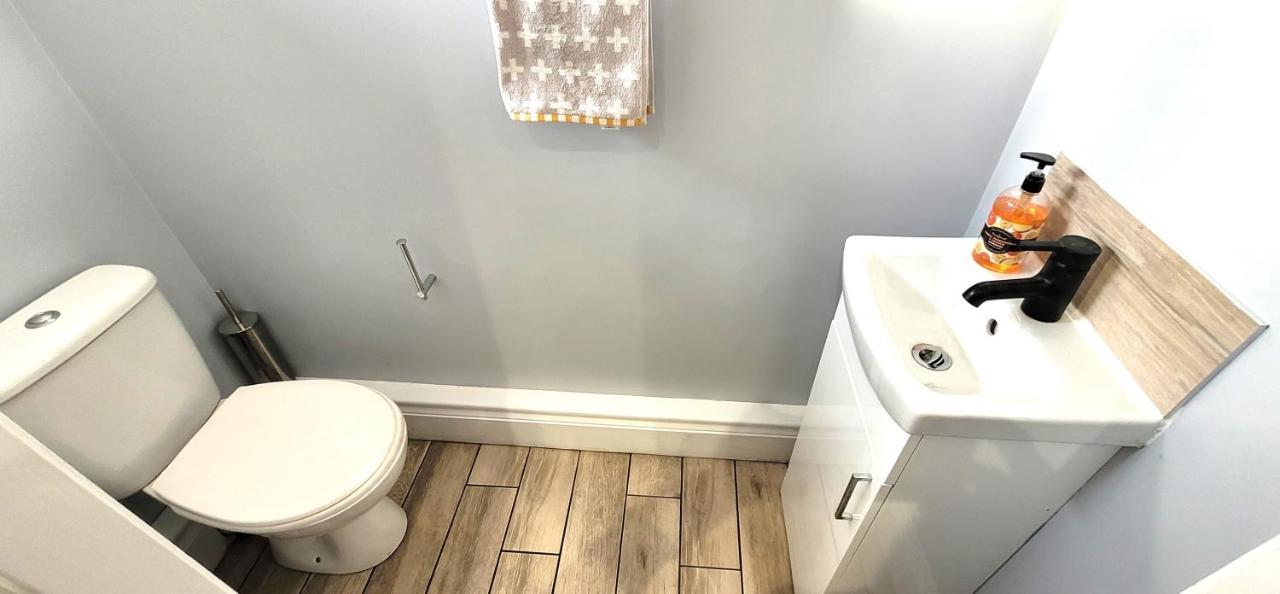 Sutherland St - 2 Bed Home With Free Parking York Exterior photo