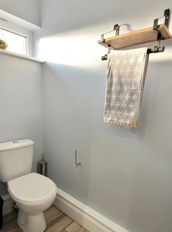 Sutherland St - 2 Bed Home With Free Parking York Exterior photo