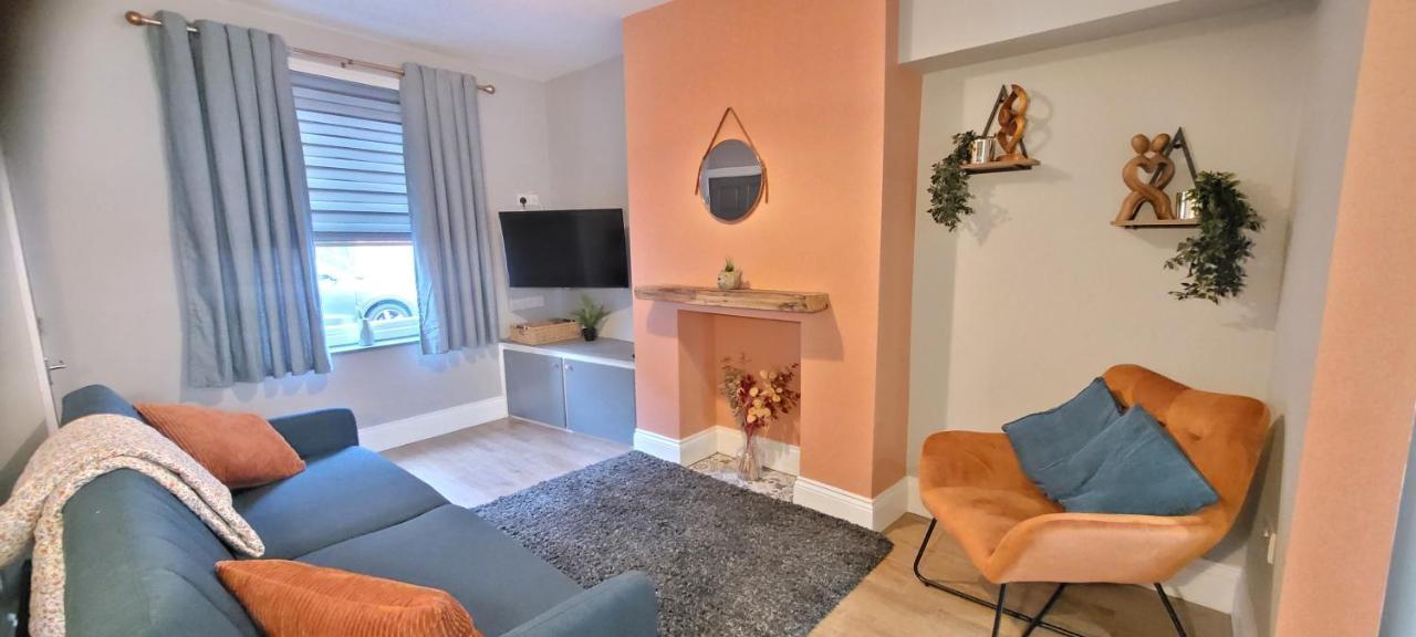 Sutherland St - 2 Bed Home With Free Parking York Exterior photo