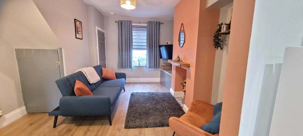 Sutherland St - 2 Bed Home With Free Parking York Exterior photo