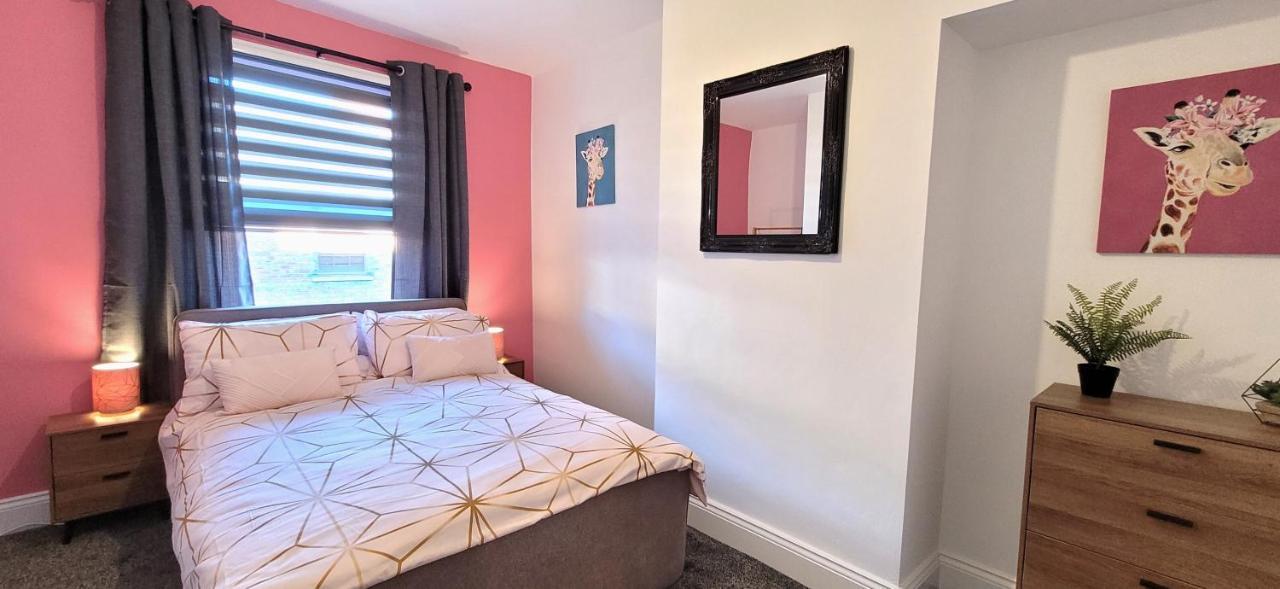 Sutherland St - 2 Bed Home With Free Parking York Exterior photo